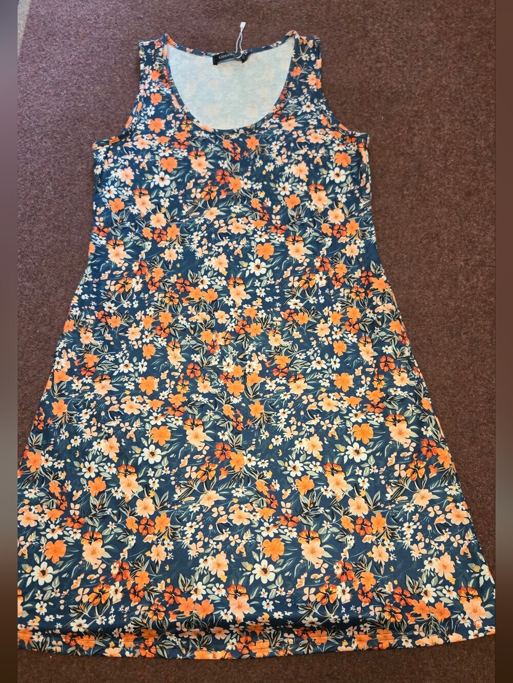 Luxveer NWOT Pull On Dress Floral Greens Orange Soze Small Pockets